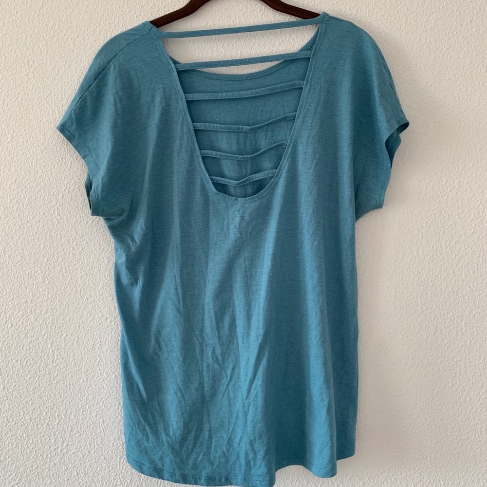 Workout Top Reebok Top! - Picture 3 of 3